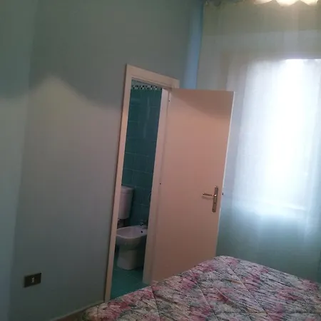 فندق مبيت وإفطار Terrazza Sull'alba زافيرانا إتنيا